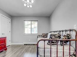 Paradise Hills Oasis 4 Bedroom Home