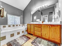 Paradise Hills Oasis 4 Bedroom Home