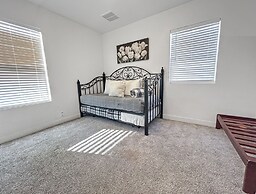 Serene Midtown Haus 3 Bedroom Home