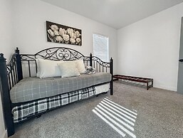 Serene Midtown Haus 3 Bedroom Home