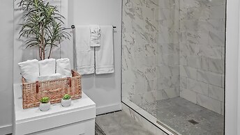 Serene Midtown Haus 3 Bedroom Home