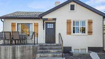 Serene Midtown Haus 3 Bedroom Home