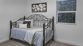 Serene Midtown Haus 3 Bedroom Home