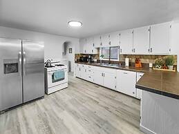 Sparn Mountain Hideaway 3 Bedroom Home