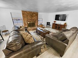 Sparn Mountain Hideaway 3 Bedroom Home