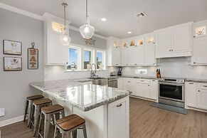 Sunkissed Castle 4 Bedroom Home