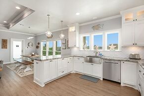 Sunkissed Castle 4 Bedroom Home