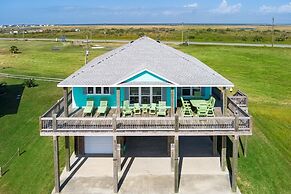 Sunkissed Castle 4 Bedroom Home