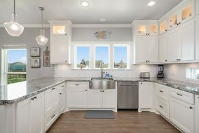 Sunkissed Castle 4 Bedroom Home