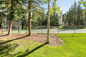 100 Ridgepoint 4 Bedroom Condo