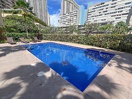 Tranquil Getaway At Waikiki Cove 2 Bedroom Condo