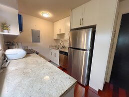 Tranquil Getaway At Waikiki Cove 2 Bedroom Condo