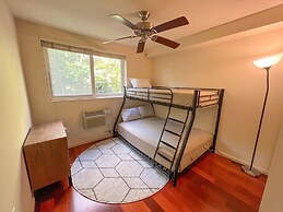 Tranquil Getaway At Waikiki Cove 2 Bedroom Condo