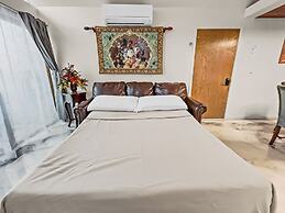 Quiet Garden Sanctuary 1 Bedroom Home