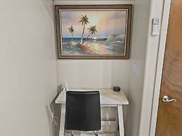 Quiet Garden Sanctuary 1 Bedroom Home