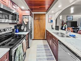 Quiet Garden Sanctuary 1 Bedroom Home