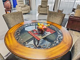 Quiet Garden Sanctuary 1 Bedroom Home