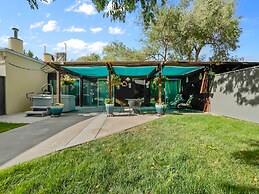 Quiet Garden Sanctuary 1 Bedroom Home