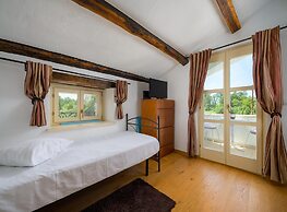 Villa Ida With View