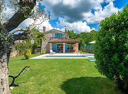 Villa Ida With View