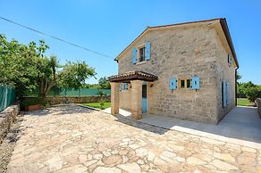 Villa Ida With View
