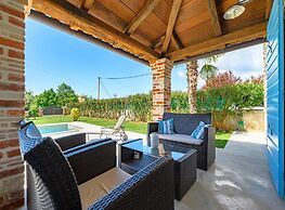 Villa Ida With View