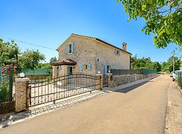Villa Ida With View
