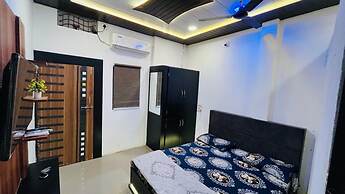 Goroomgo Pallav Guest House Ujjain