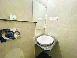 Hotel Janaki Pride - near Temple