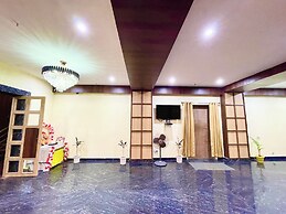 Hotel Janaki Pride - near Temple