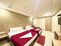 Hotel Janaki Pride - near Temple