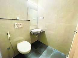 Hotel Janaki Pride - near Temple