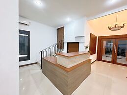 Stay 'd Pondok Indah