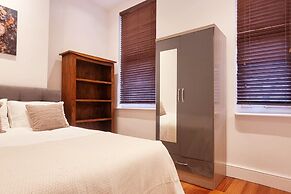 Elegant 2-bed Victorian Flat