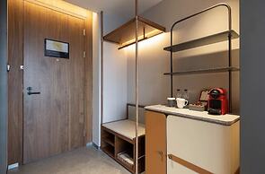 UC by Hyatt  West Railway St Hotel