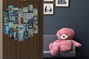 UC by Hyatt  West Railway St Hotel