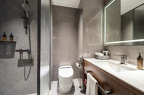 UC by Hyatt  West Railway St Hotel