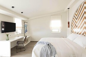 Anemolia Parga Suites