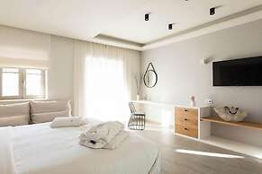 Anemolia Parga Suites