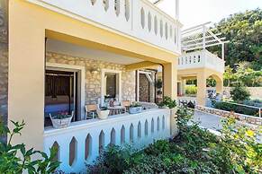 Anemolia Parga Suites