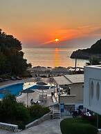 Anemolia Parga Suites