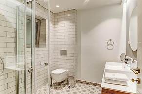 Anemolia Parga Suites