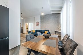 Royal Hill Apartment 1