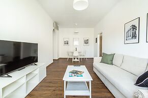 Superb flat in historic centre of Athens