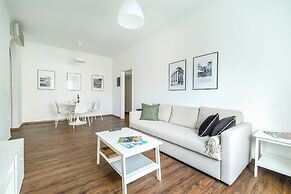 Superb flat in historic centre of Athens