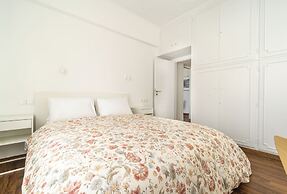 Superb flat in historic centre of Athens