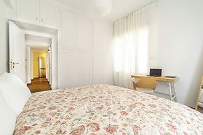 Superb flat in historic centre of Athens