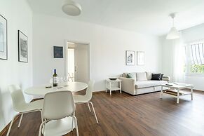 Superb flat in historic centre of Athens