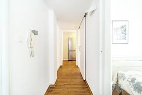 Superb flat in historic centre of Athens