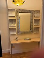 Executive Apartment, Woodford Mill, Witney